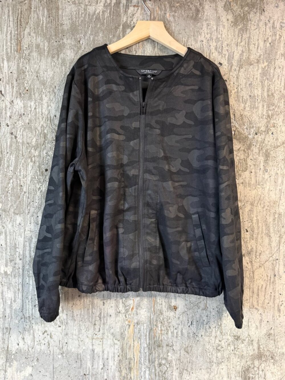 LIVERPOOL Women's Camouflage Bomber Jacket Size M in Black Camo
